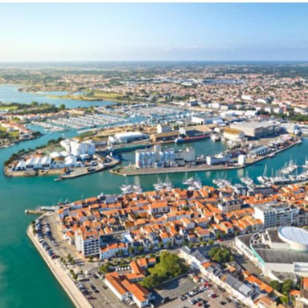 Pretty And Bright Studio With View On The Harbor Les Sables-dʼOlonne Екстериор снимка