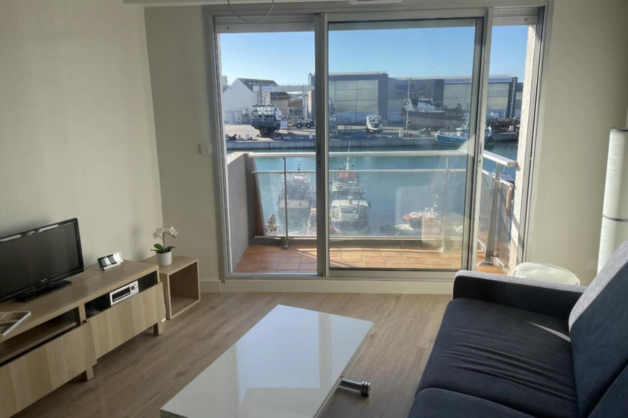 Pretty And Bright Studio With View On The Harbor Les Sables-dʼOlonne Екстериор снимка