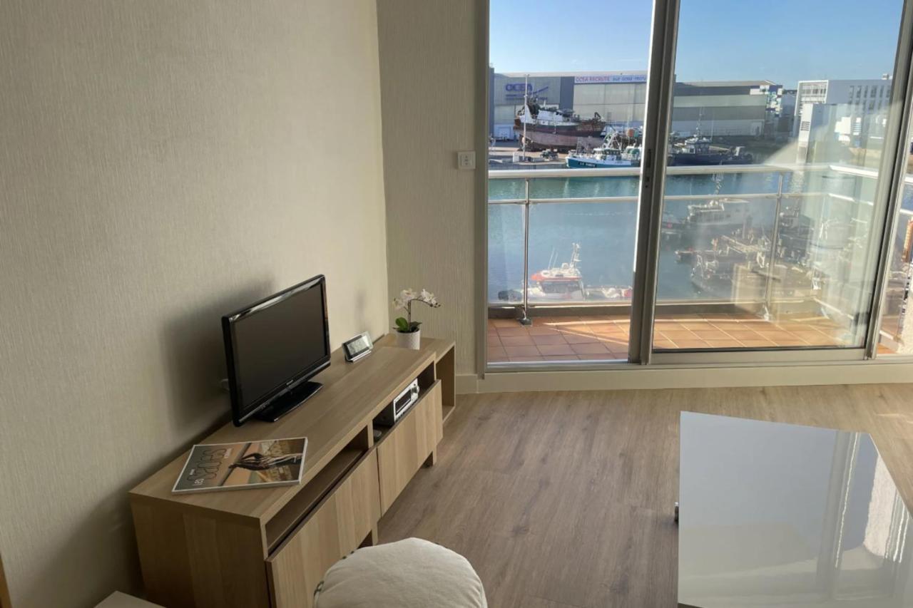Pretty And Bright Studio With View On The Harbor Les Sables-dʼOlonne Екстериор снимка